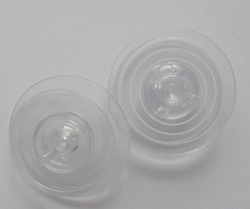 Bobbins plastic-transparent to screw on Singer sewingmachine